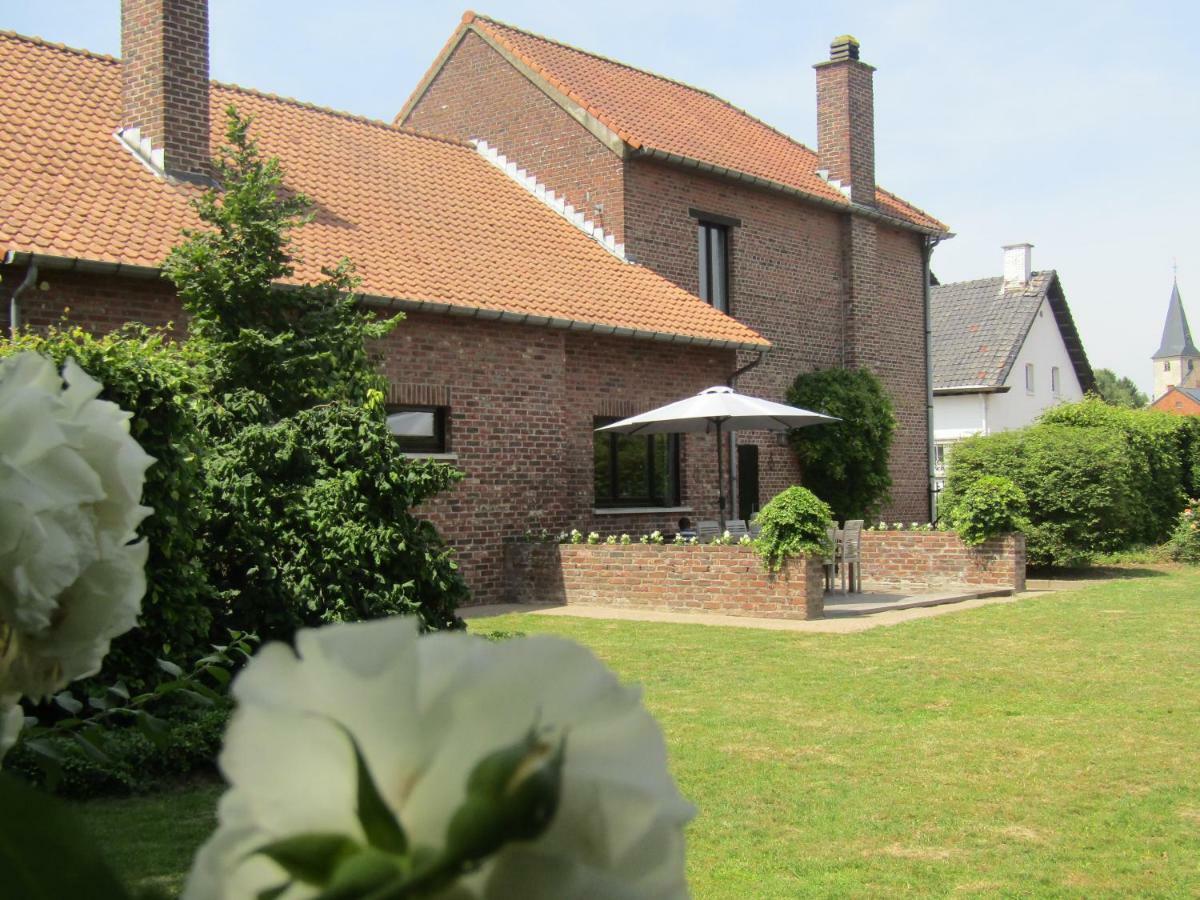 De Staberg Villa Bilzen Luaran gambar